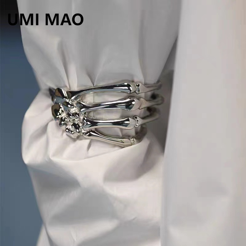 Ethnic Fashion Instagram - UMI MAO 다크 윈드 액체 흐르는